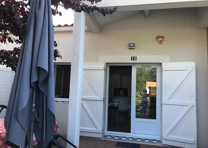 Casa de Férias Maison Dans Piscine Juillet Et Aout La Tranche-sur-Mer